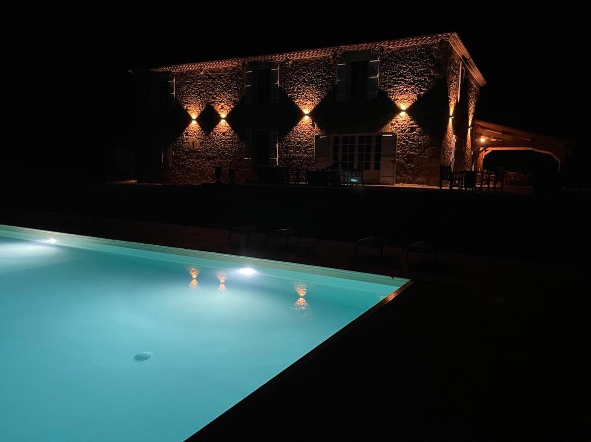 Maison Cabet Castelnavet Buitenkant foto